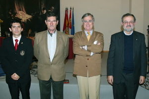 Víctor R. Panach (coordinador de las jornadas) con los tres ponentes (Gutiérrez de Castro, Ballester-Olmos y Esponera)
